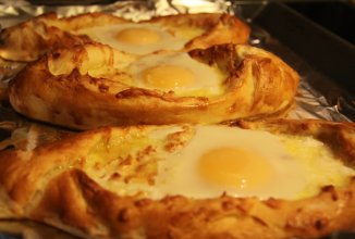 Хачапури по-аджарски