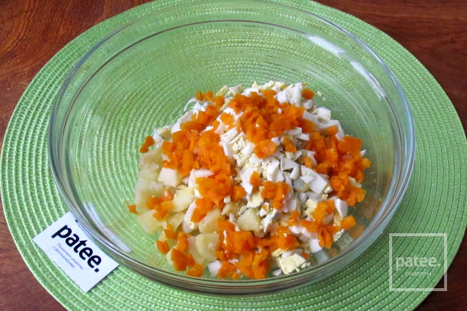 Салат Оливье с крабовыми палочками - Шаг 8