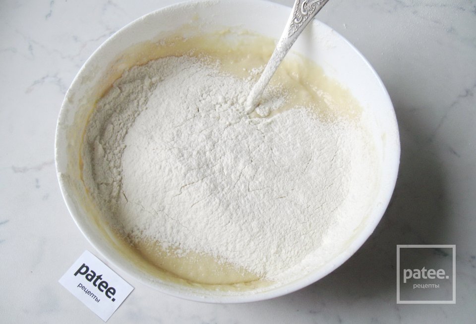 Булочки с вишней и штрейзелем - Шаг 6