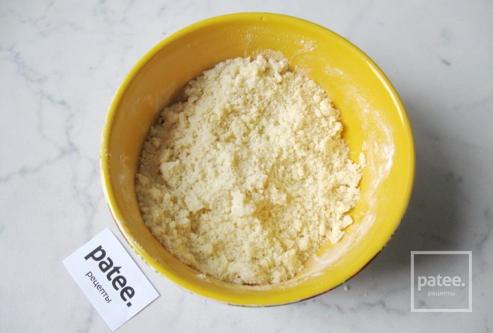 Булочки с вишней и штрейзелем - Шаг 11