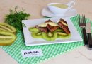 Свинина с соусом из киви