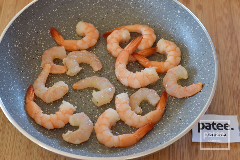 Салат Цезарь с креветками - Шаг 9