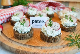 Закуска из творога с редисом