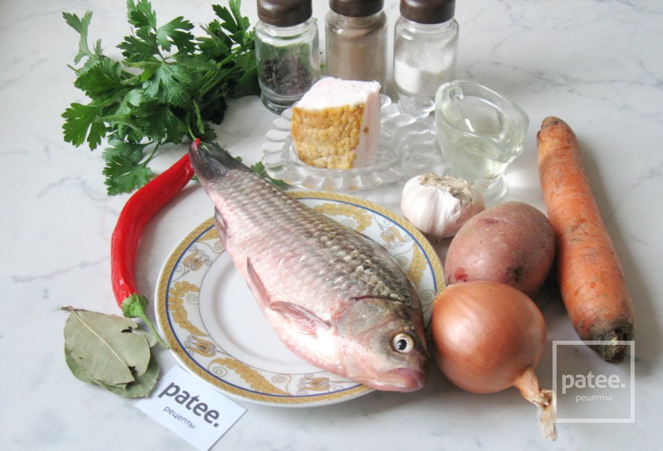 Рыбный суп из карасей - Шаг 1