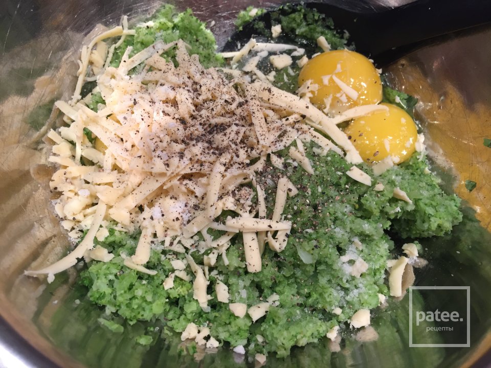 Куриное филе с оладьями из броколли - Шаг 2