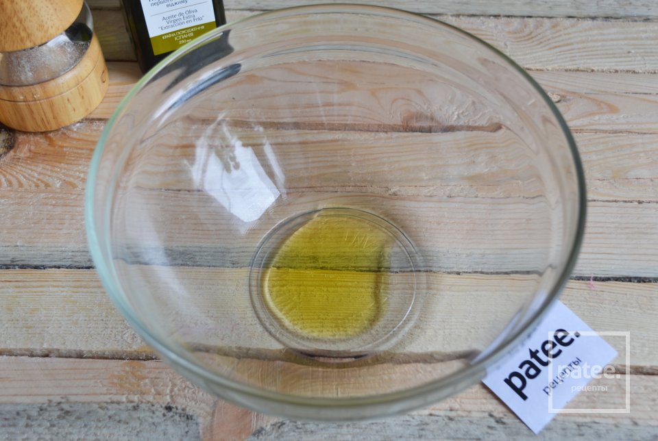 Теплые бутерброды с авокадо и острой заправкой - Шаг 2