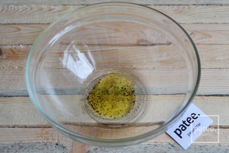 Теплые бутерброды с авокадо и острой заправкой - Шаг 3