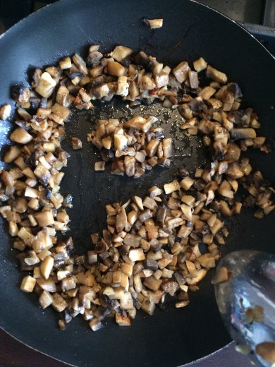 Пальчики с грибами - Шаг 1