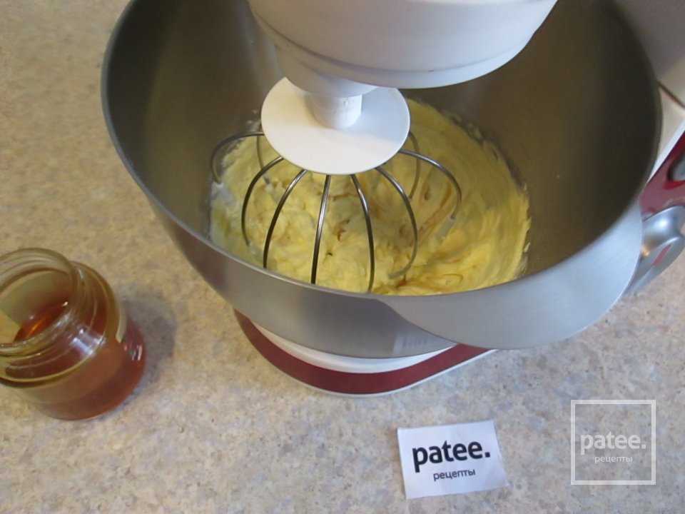 Медово - имбирные пряники с глазурью - Шаг 3