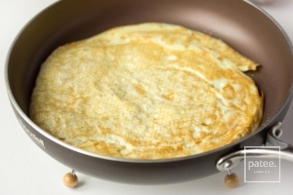 Запечённые яичные рулетики с мясной начинкой - Шаг 3