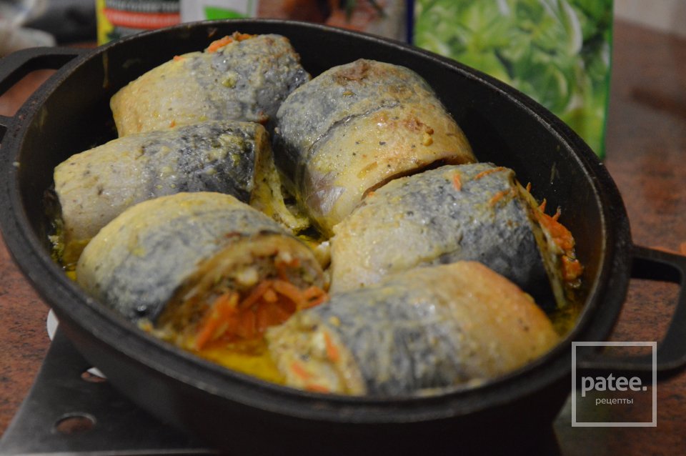 Рулеты из скумбрии с морковью и чесноком - Шаг 4