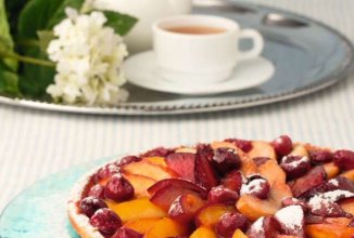 Песочные тарты с карамелью и фруктами