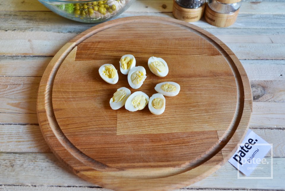 Праздничный салат с курицей и мандаринами - Шаг 6