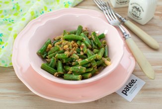 Зеленая фасоль с грецкими орехами