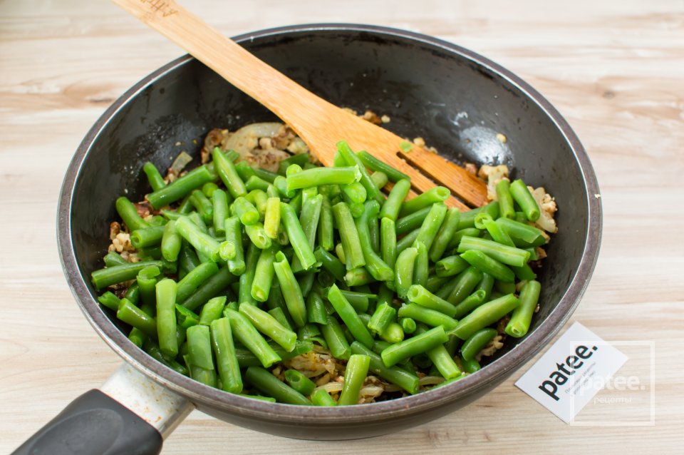 Зеленая фасоль с грецкими орехами - Шаг 8