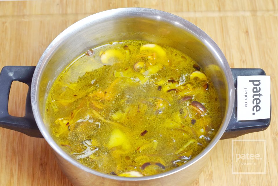 Суп с морской капустой и грибами - Шаг 12