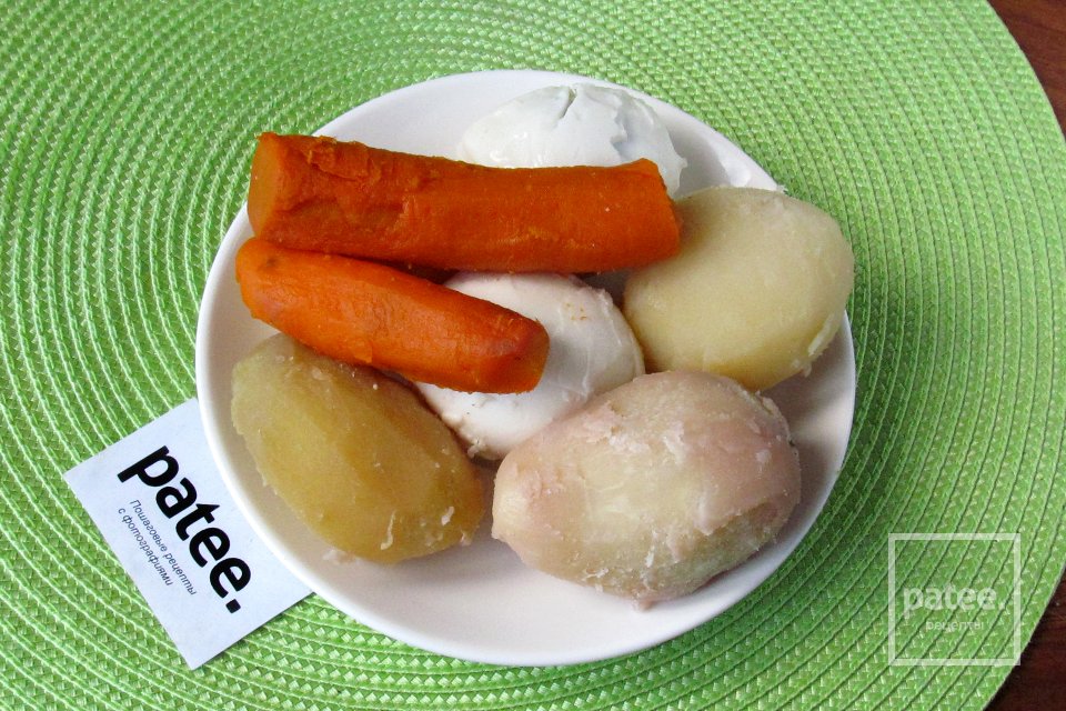 Салат Рыбки в пруду - Шаг 2