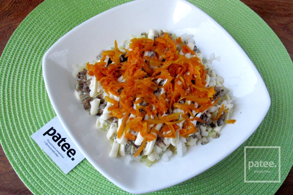 Салат Рыбки в пруду - Шаг 9