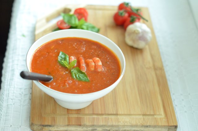 томатный суп с креветками