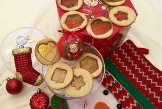 Новогоднее печенье с леденцами или Застекленное печенье🙃