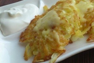 Картофельные драники с сыром