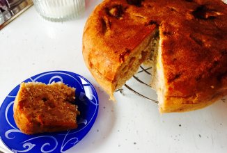 Шарлотка в мультиварке