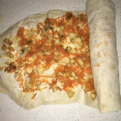 Запечённый рулет с курицей и морковью в лаваше - Шаг 5