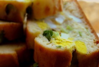 Запеканка с яйцом и зелёным луком