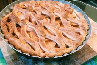 Пирог с яблоками и корицей 😚😝😚😝