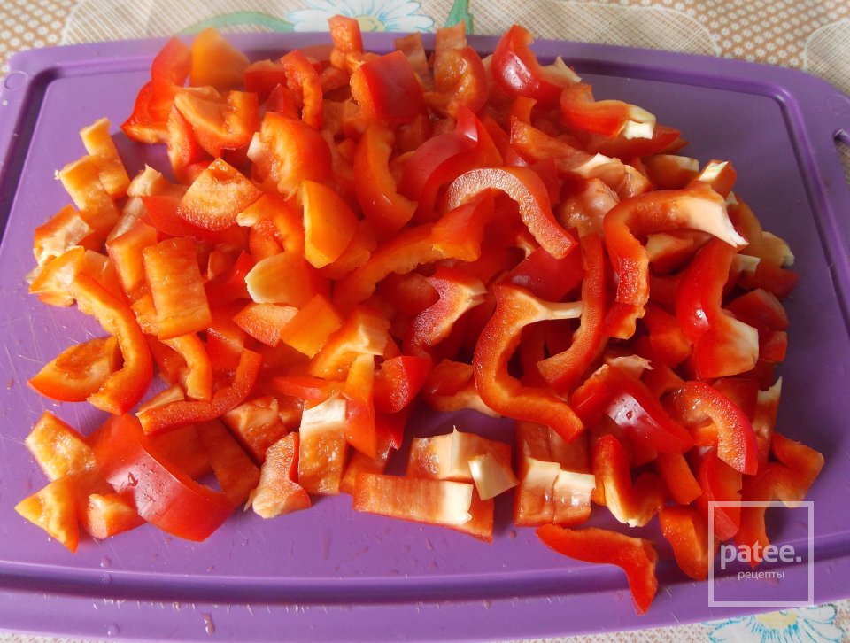 Запеканка с рисом, куриным филе, кукурузой и овощами - Шаг 2