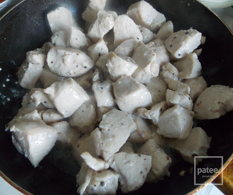 Запеканка с рисом, куриным филе, кукурузой и овощами - Шаг 5