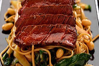 Говядина с лапшой с соусом Терияки