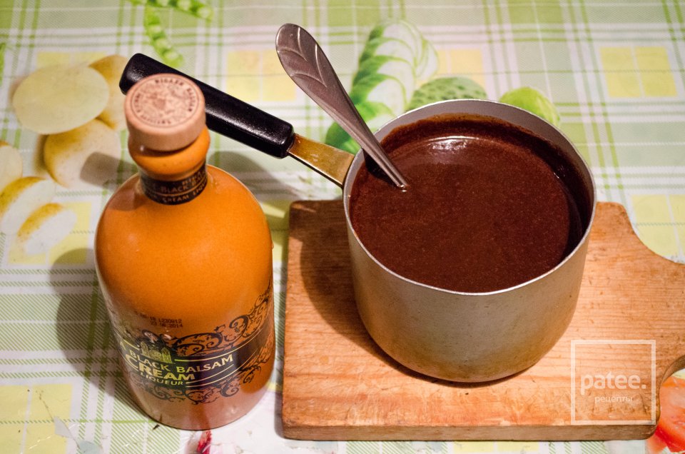 Торт с жидкой шоколадной начинкой - Шаг 1