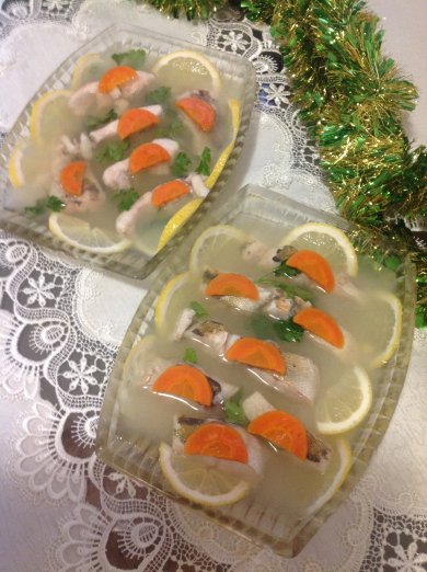 Заливное из судака.
