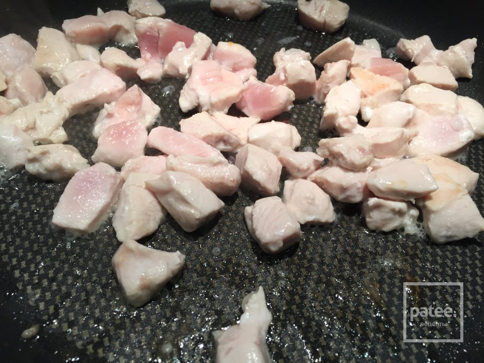 Лапша с курицей в соусе карри - Шаг 1