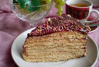 Медовый торт с банановым кремом