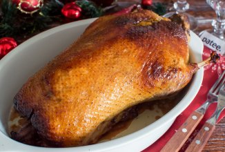 Утка с яблоками