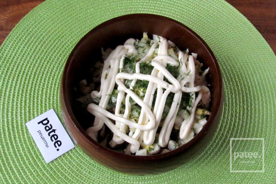 Салат Шишка с говядиной, грибами и яйцом - Шаг 16