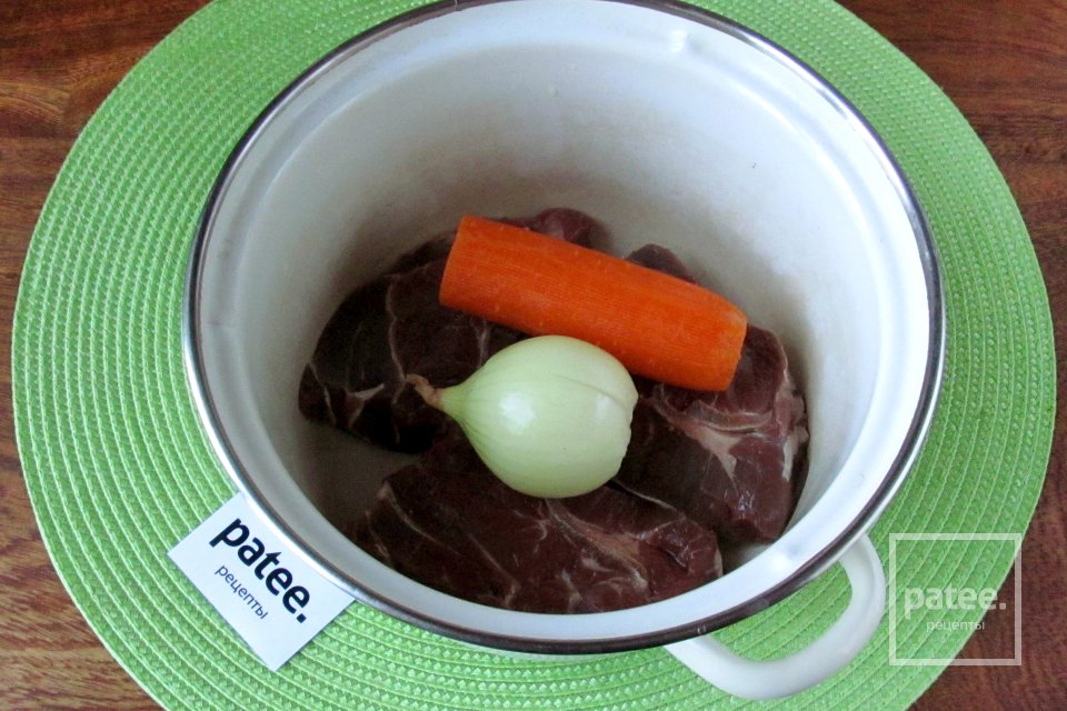 Праздничное заливное из мяса - Шаг 4