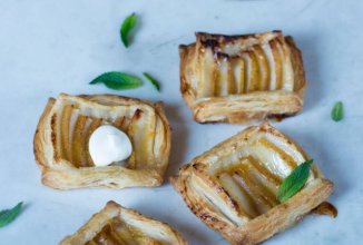 Простой грушевый тарт