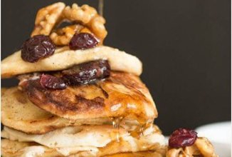 Воздушные яблочные панкейки