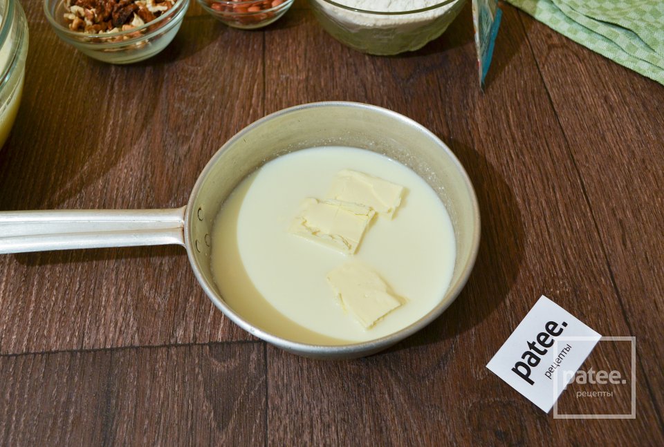 Быстрый карамельный торт с орехами - Шаг 4