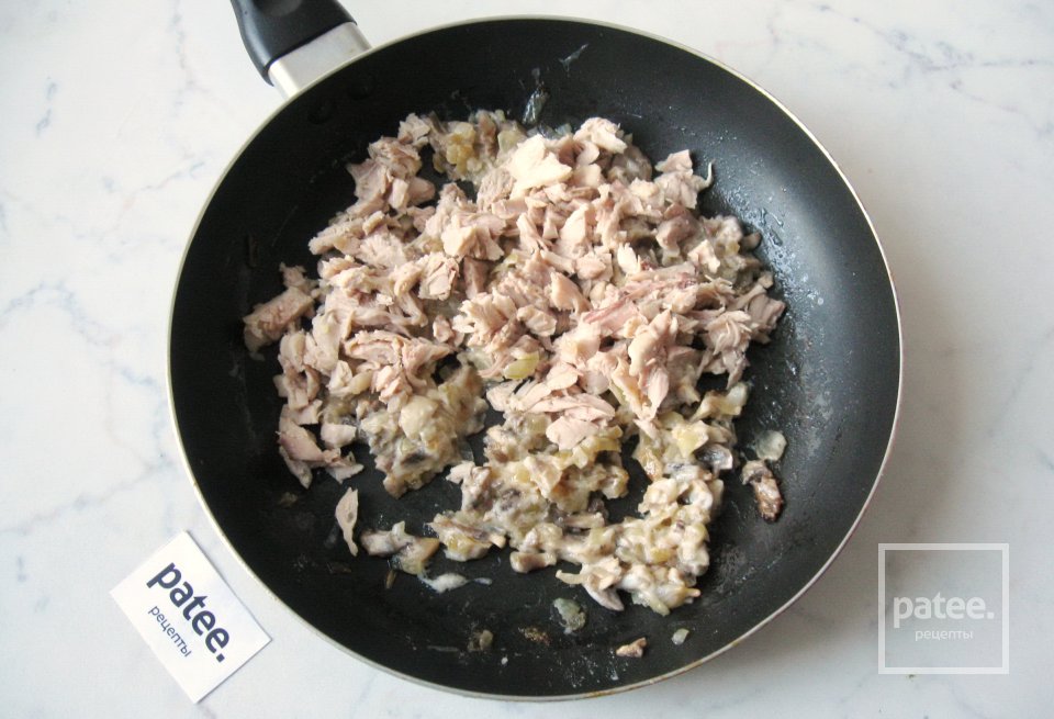 Волованы с курицей и грибами - Шаг 6