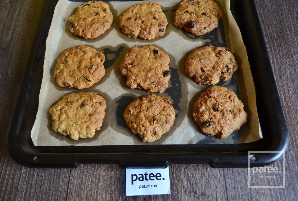 Хрустящее овсяное печенье с клюквой - Шаг 13