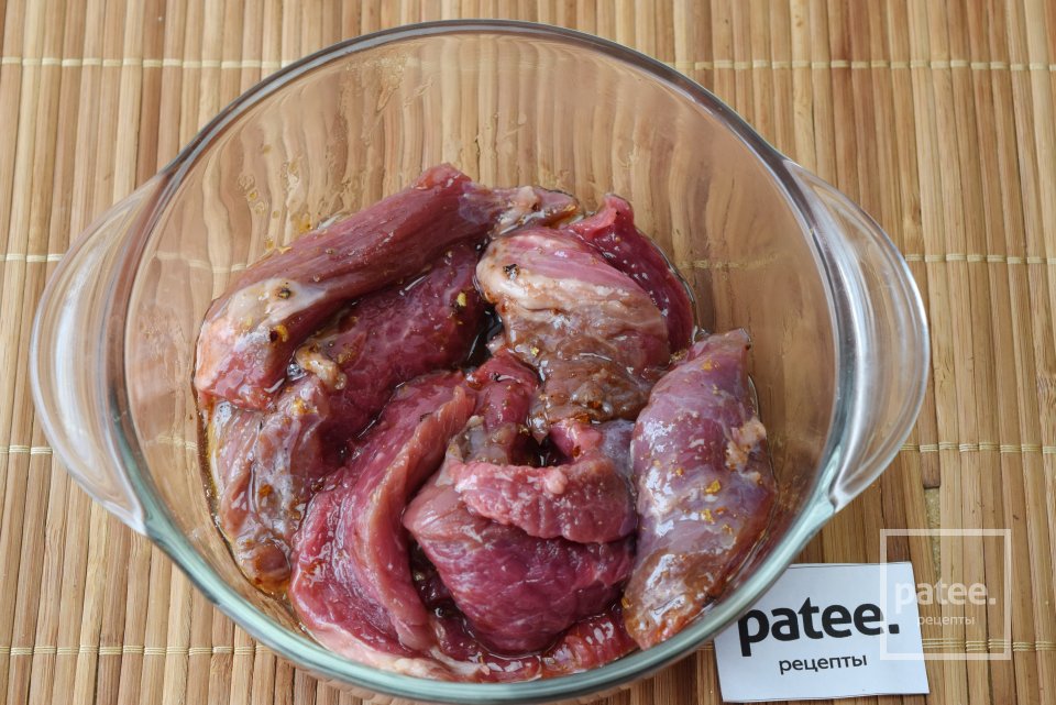 Китайский шашлык из говядины с салатом из лапши - Шаг 5