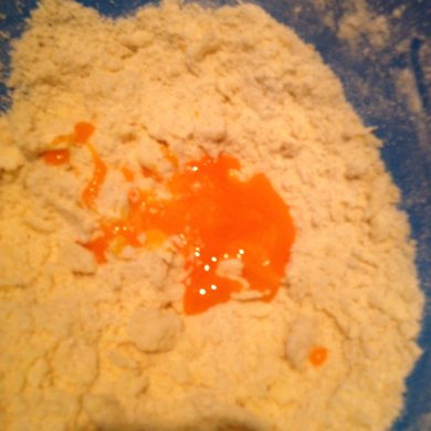 Рождественский заливной пирог с чёрной смородиной - Шаг 2