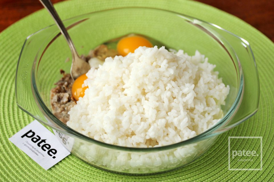Котлеты из рыбных консервов с рисом - Шаг 5
