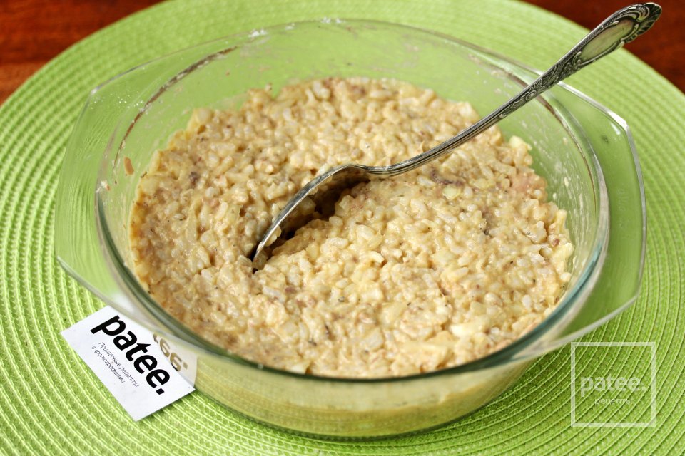 Котлеты из рыбных консервов с рисом - Шаг 9