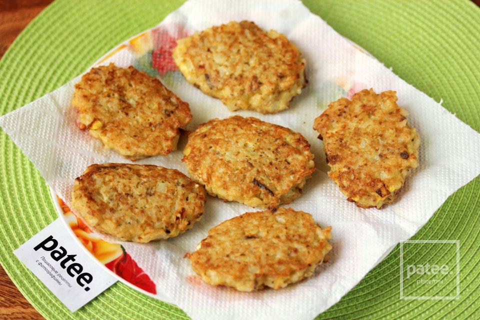 Котлеты из рыбных консервов с рисом - Шаг 12