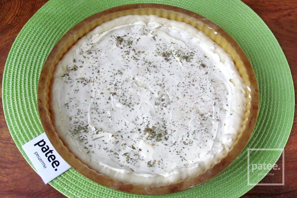 Пицца с курицей и ананасами - Шаг 6